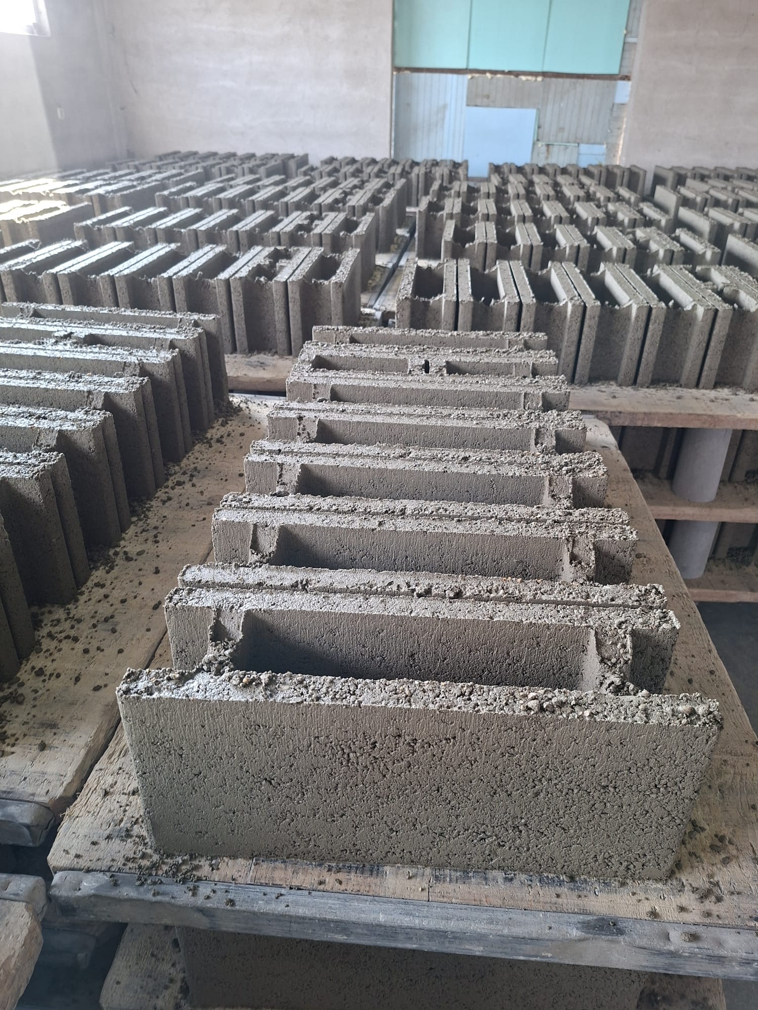 Boltari proaspăt turnați în producție